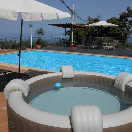 בית נופש Al Villino Sunshine In Con Piscina Ed Idromassaggio SantʼAlfio